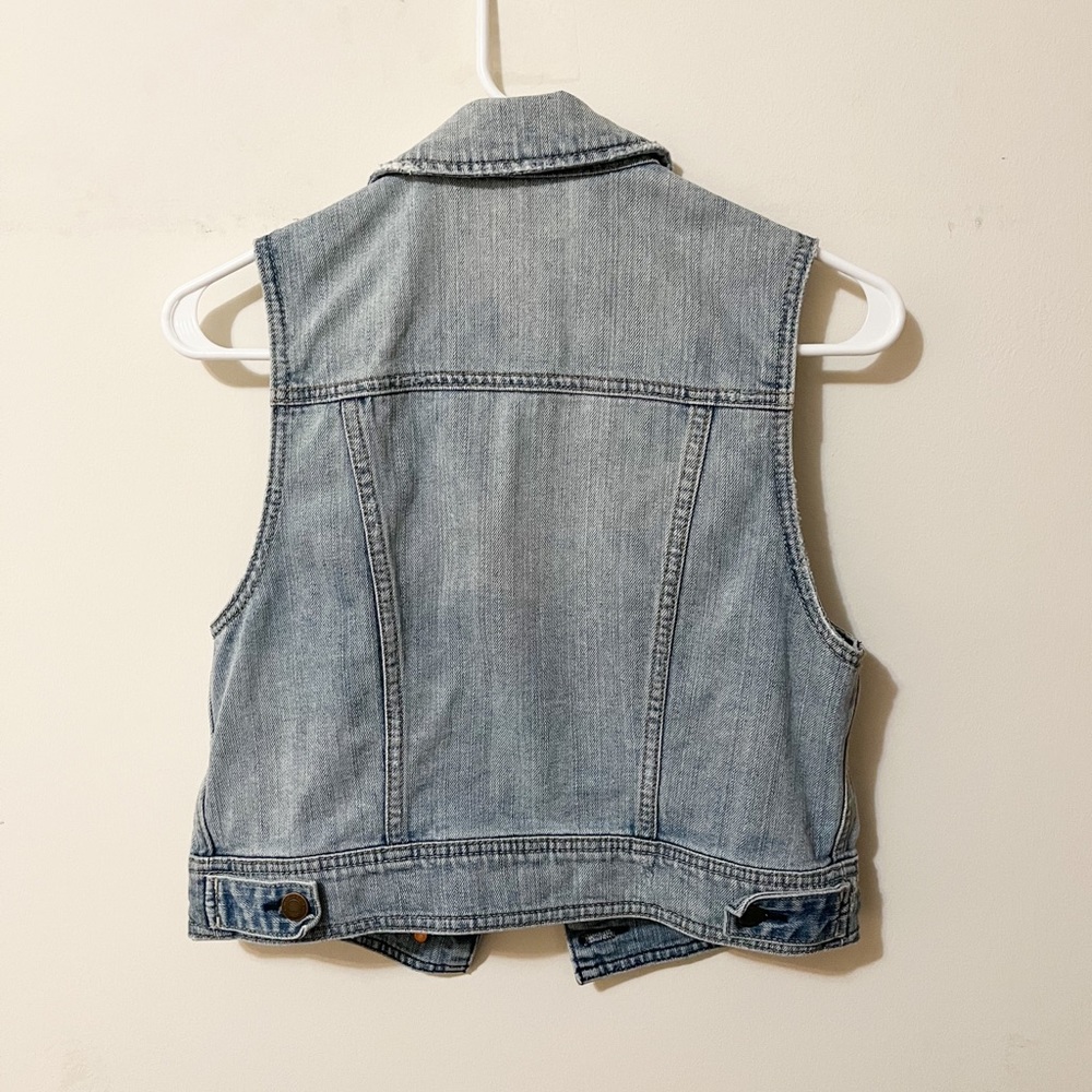 American Eagle light blue denim vest (size small) - Picture 5 of 5